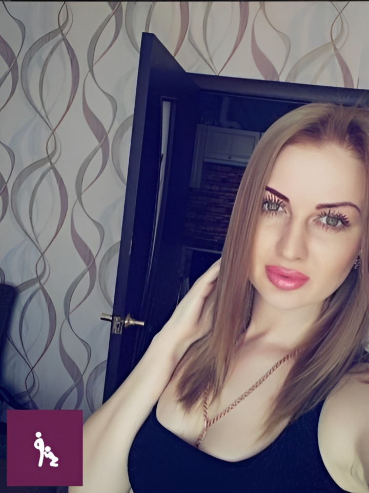 Кира привлекательная девушка из Ленска цена от 5000 руб